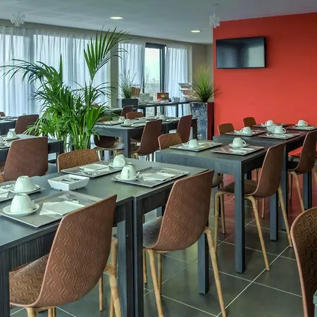 Appart'city Confort Strasbourg Aeroport Aparthotel 3*